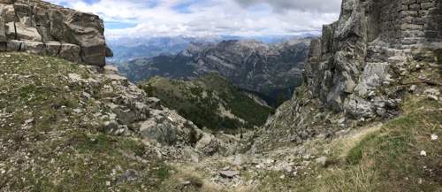 Col Bas, montée vers le fort de Dormillouse