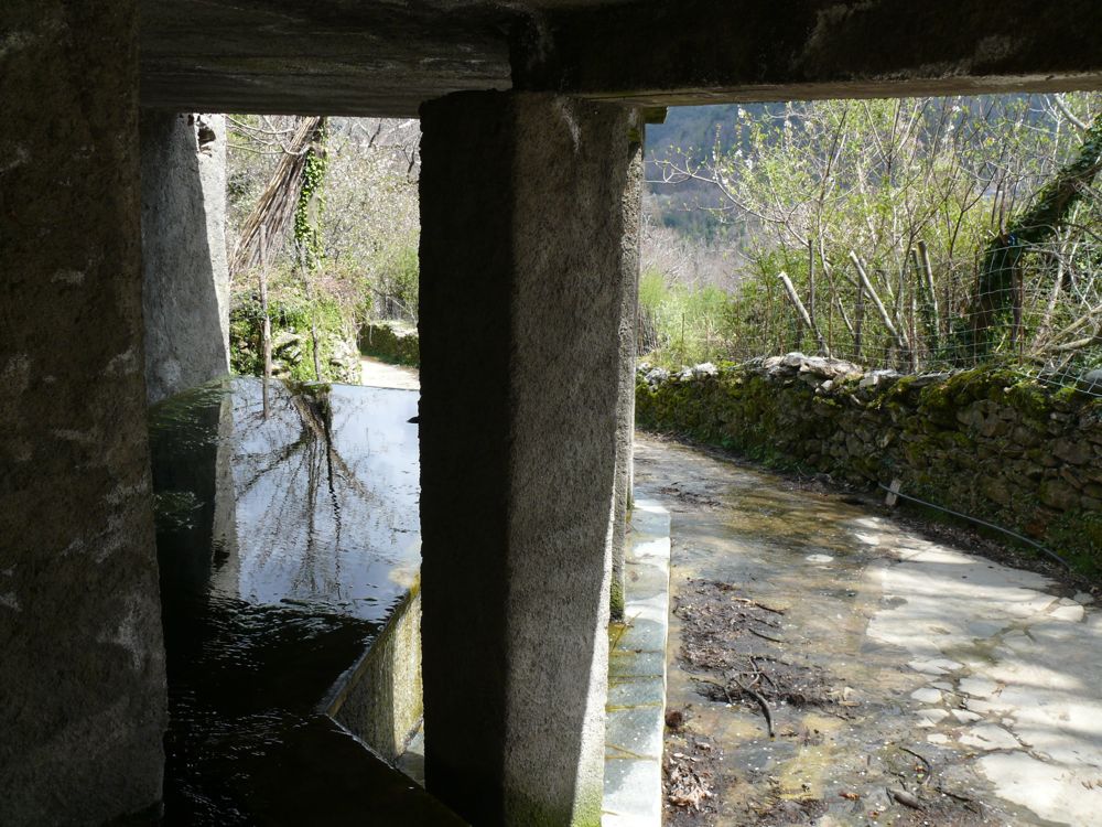 Pique-nique fontaine d'Orezza