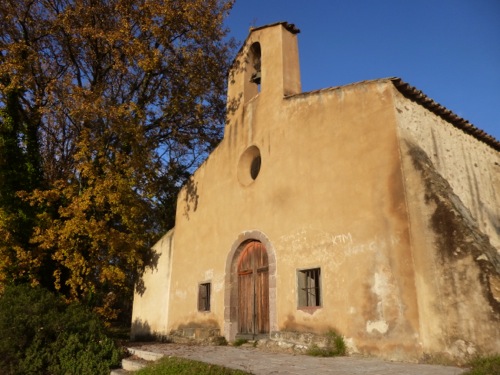 Chapelle de Saint Denis à Bagnols en fôret